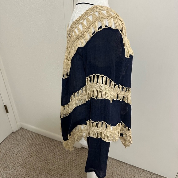 Umgee Crochet Tunic / Cover-Up Coverup BOHO size M - Picture 7 of 8